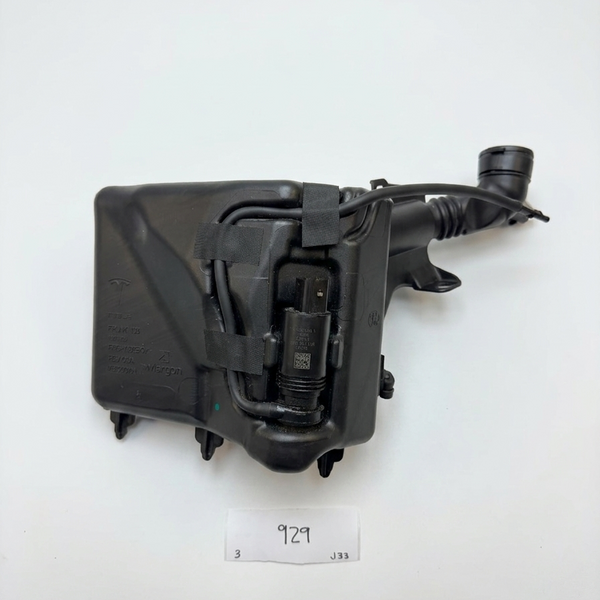 17-23 Model 3 Front Windshield Wiper Washer Reservoir Tank & Pump 1096062-00-D