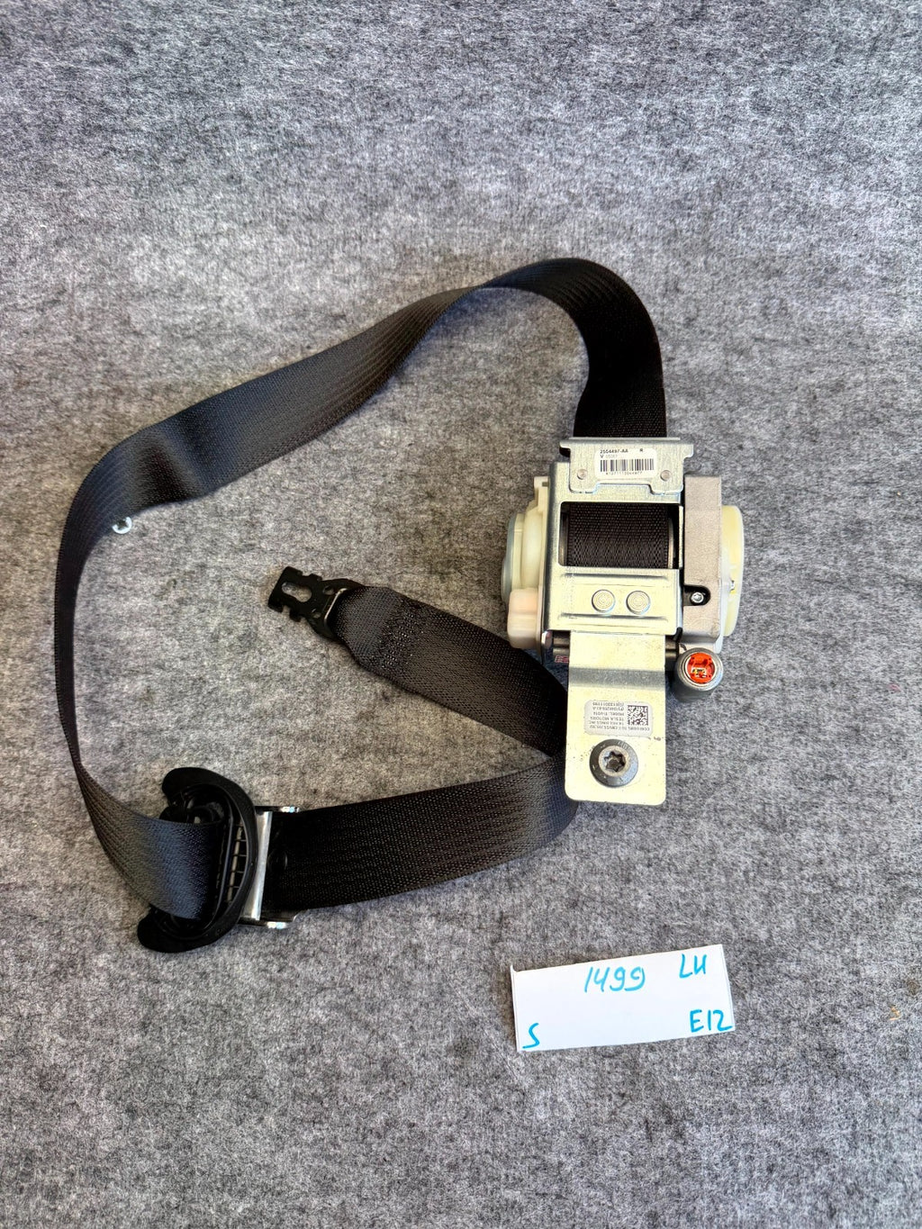 ♦️2012 - 2020 TESLA MODEL S FRONT RIGHT SEAT BELT & RETRACTOR OEM, 1048259-03-A