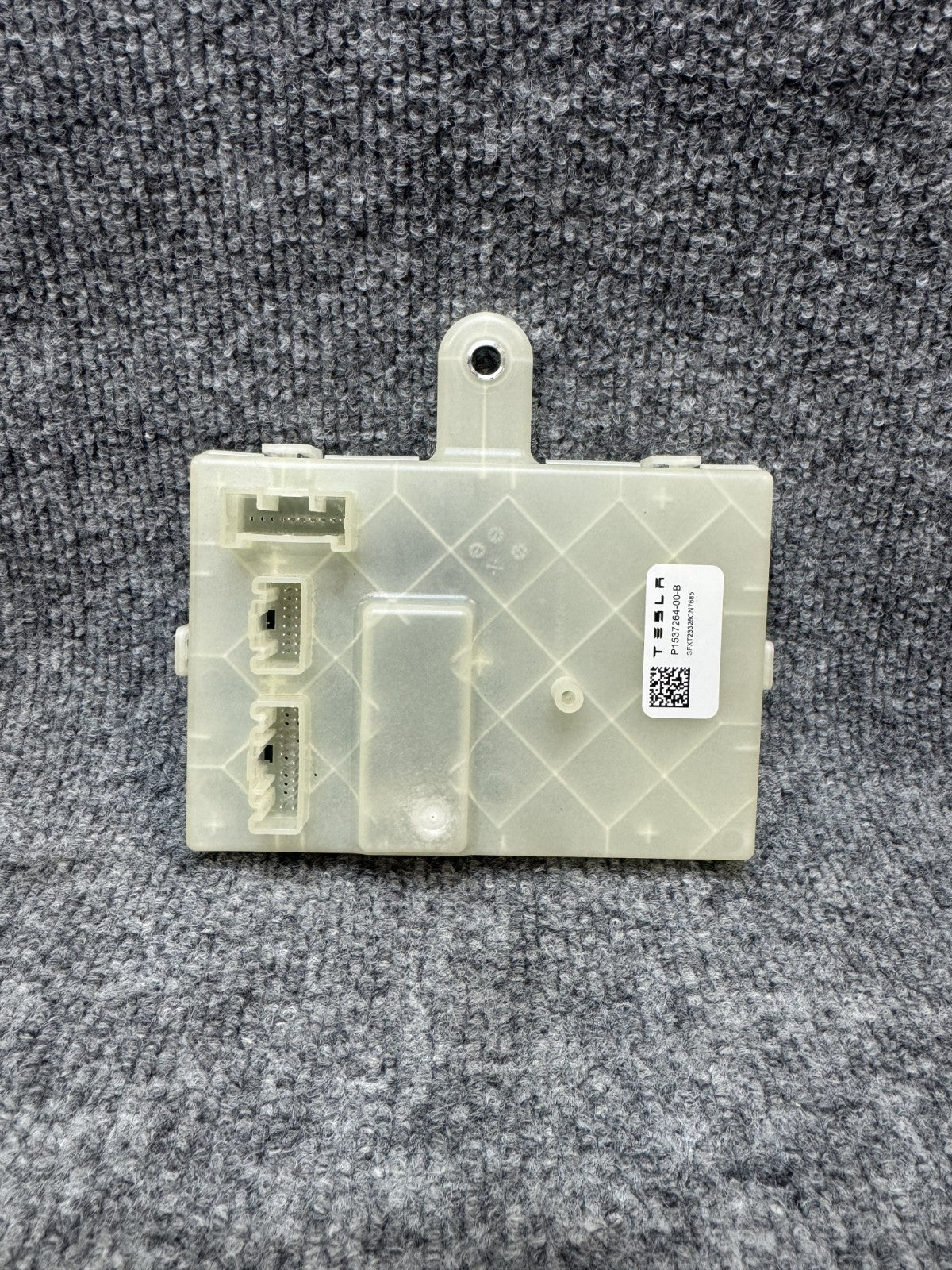2020 - 2024 TESLA MODEL Y CHARGE PORT CONTROLLER MODULE UNIT OEM, 1537264-00-B