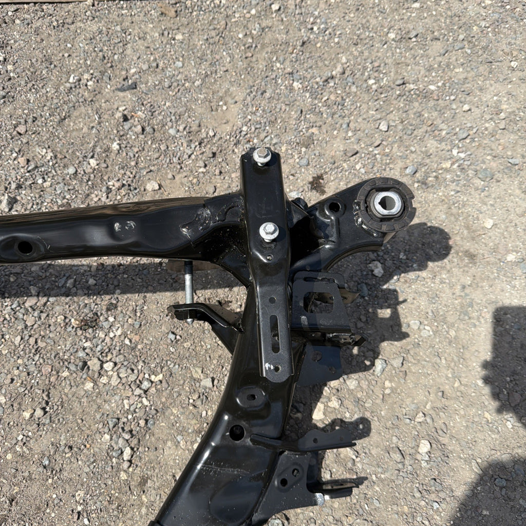 17-24 Tesla Model 3-Y Rear Suspension Subframe Cradle Crossmember 1044580-00-D