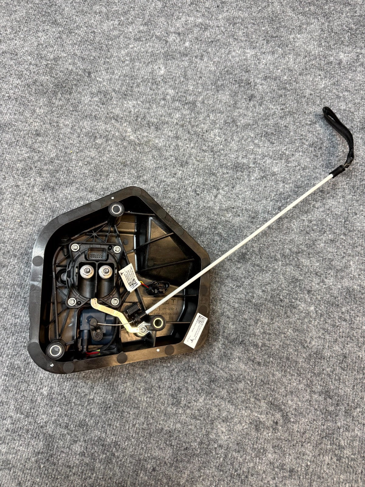 2017 - 2024 TESLA MODEL 3 Y CHARGE CHARGING PORT INLET SOCKET OEM, 1490374-10-E