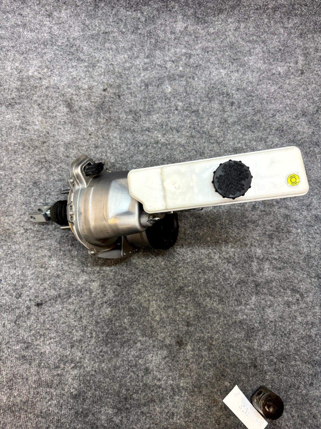 17-23 TESLA MODEL 3 BRAKE MASTER CYLINDER & BOOSTER & RESERVOIR OEM 1044671-00-G