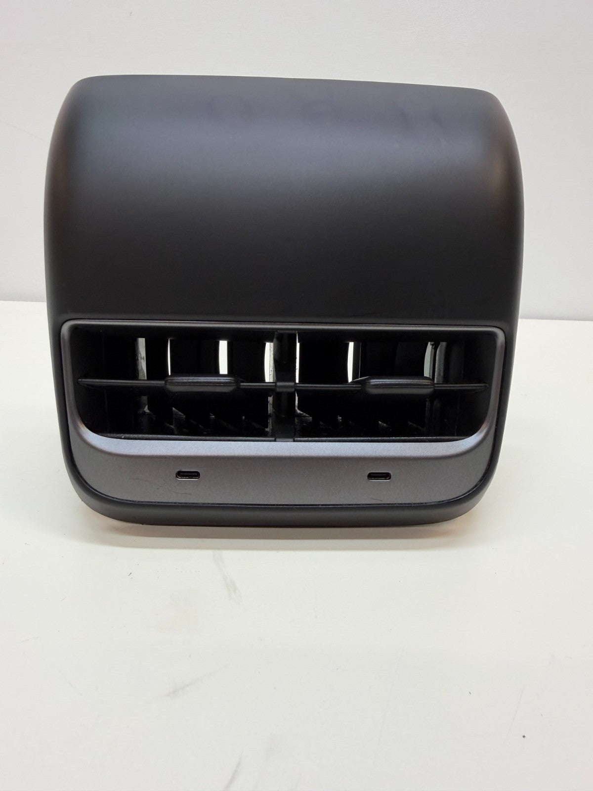2017–2024 Tesla Model 3/Y Rear Console Air Vent Cover w/ USB Module 1111072-00-E