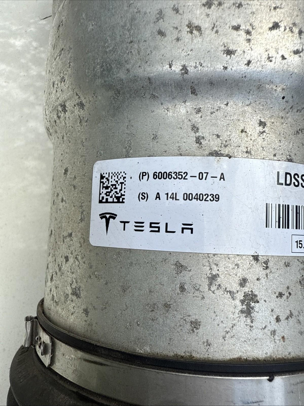 ♦️12-15 TESLA MODEL S REAR LEFT SIDE SHOCK STRUT ABSORBER OEM, 6006352-07-A