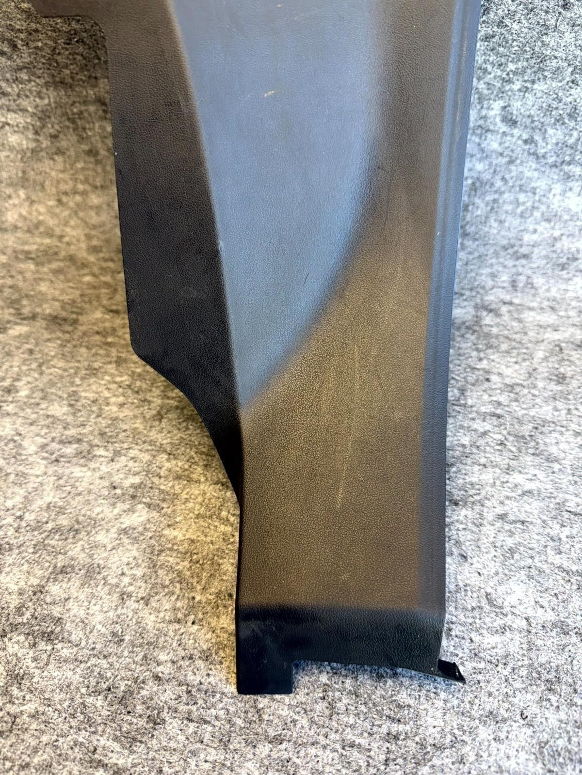 ♦️17-23 TESLA MODEL 3 REAR RIGHT DOOR SILL SCUFF PLATE TRIM PANEL OEM,108631200F