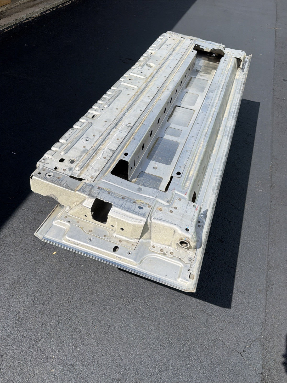 2024-2026 Tesla Cybertruck Rear Tailgate Panel Door 1812358-00-A trunk lid OEM