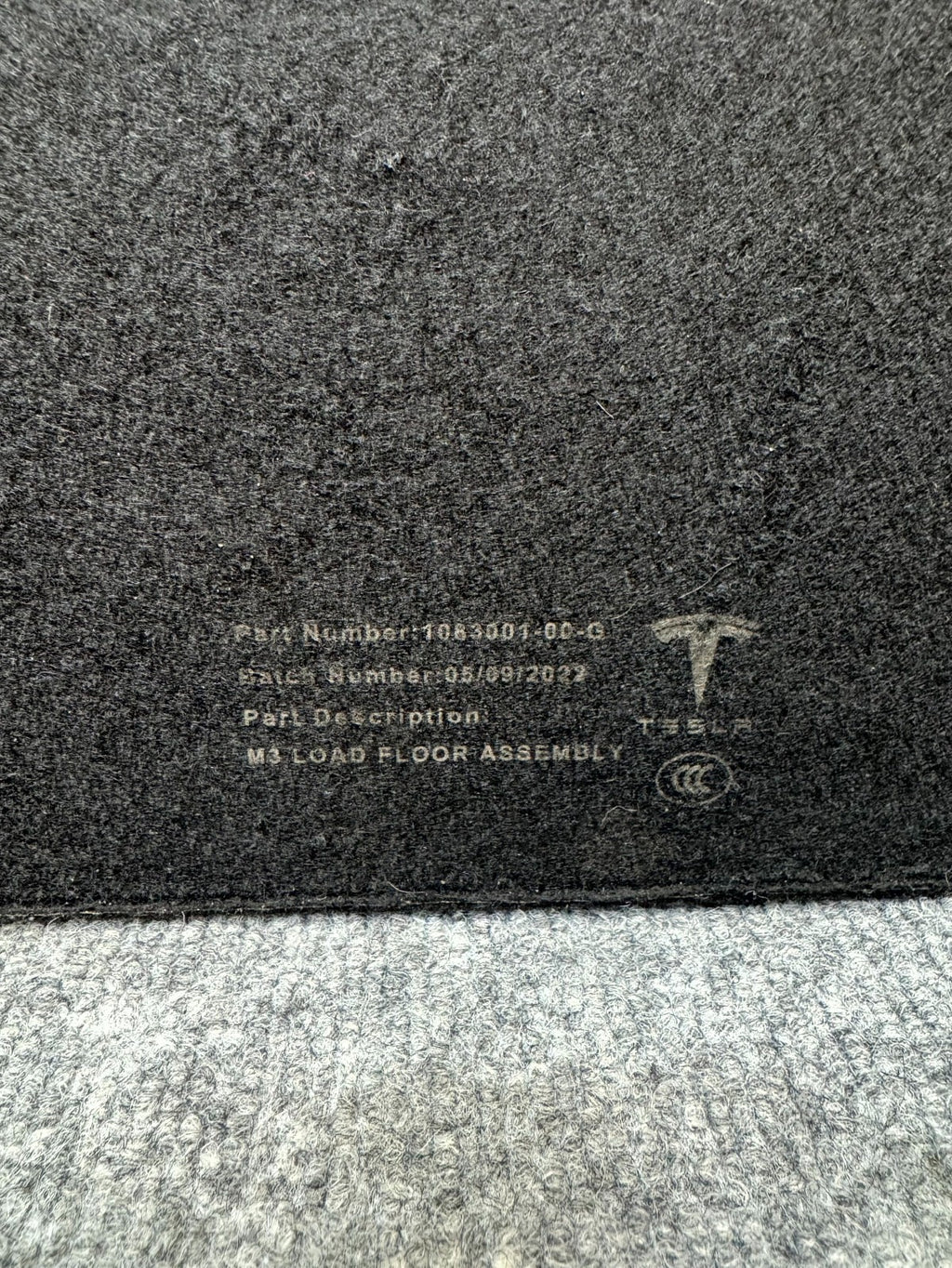 2017–2023 TESLA MODEL 3 REAR TRUNK CARGO FLOOR MAT COVER CARPET OEM,1083001-00-G