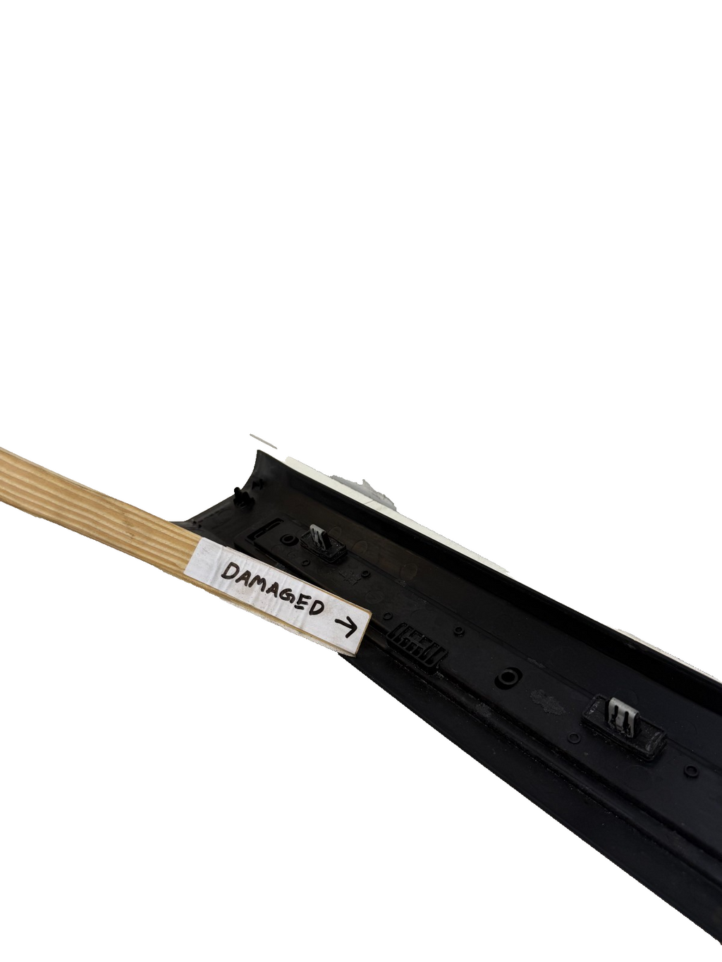 2016-2020 Tesla Model X Front Right Side Door Sill OEM 1035987-00-E