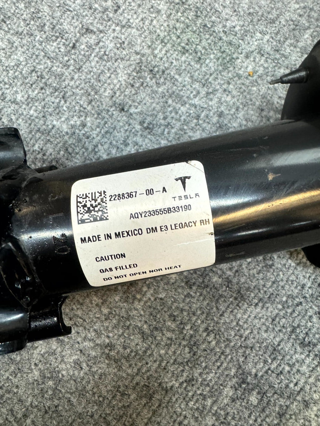 2020-2024 TESLA MODEL Y FRONT RIGHT SIDE STRUT SHOCK ABSORBER OEM, 2288367-00-A