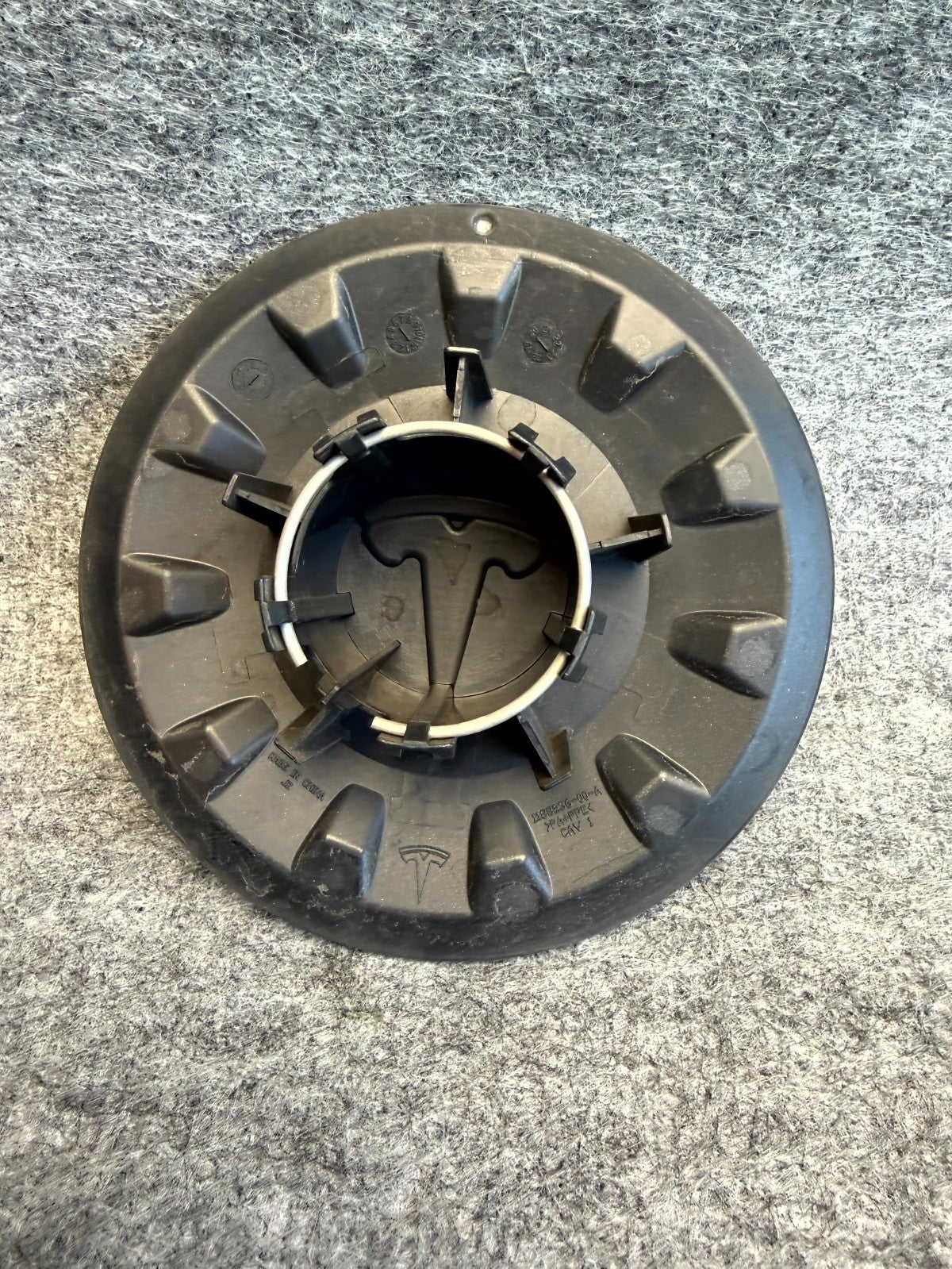 ♦️2017 – 2023 TESLA MODEL 3 UBERTURBINE WHEEL CENTER CAP OEM, 1188236-00-A