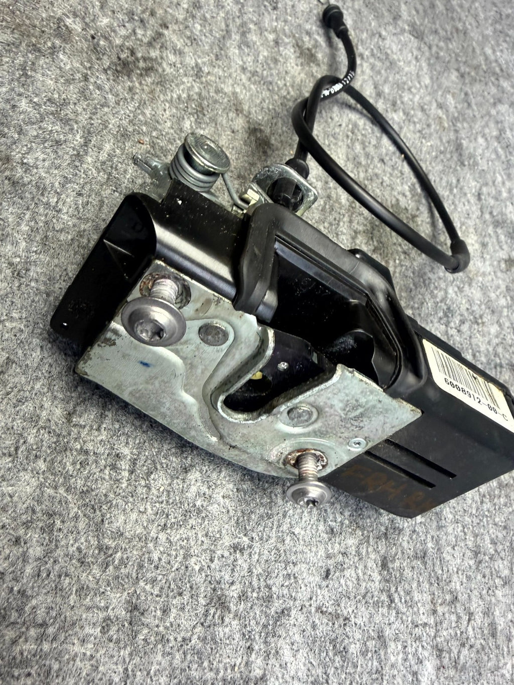 ♦️12-20 TESLA MODEL S FRONT RIGHT SIDE DOOR LOCK LATCH ACTUATOR OEM 6008912-00-C