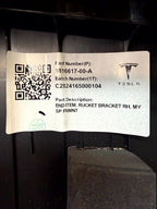 2020-2025 TESLA MODEL Y RIGHT SIDE TRUNK RUCKET BRACKET OEM, 1816617-00-A
