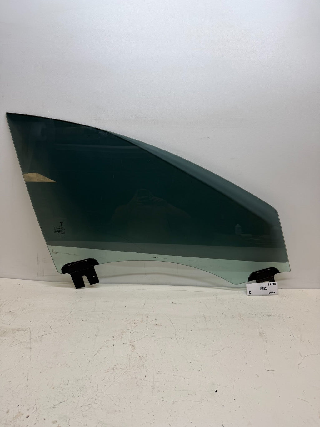 2012-20 Tesla Model S Front Right Passenger Side Door Window Glass 43R-001074