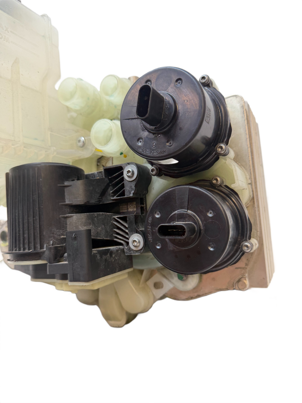 2020-2023 Tesla Model 3 Supermanifold Refrigerant Chiller w/ Coolant Reservoir