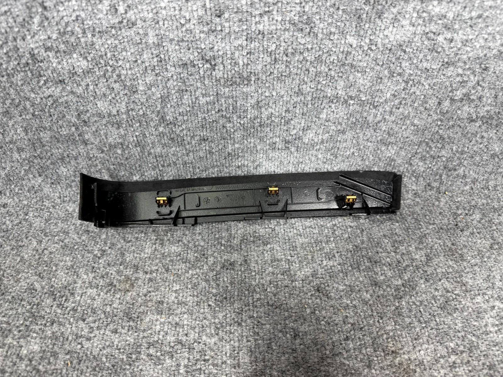 ♦️16-20 Tesla Model X Rear Right Side Upper Door Trim Cover Panel OEM,105826535C