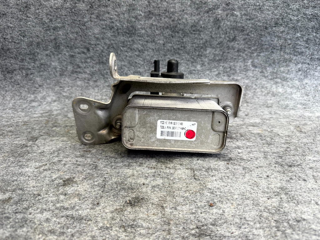 ♦️16-20 TESLA MODEL S BATTERY COOLANT COOLING CHILLER EXCHANGE OEM, 1039040-00-C