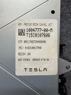 2015 Tesla Model S Dash Display Touch Screen Hatchback 1004777-00-M