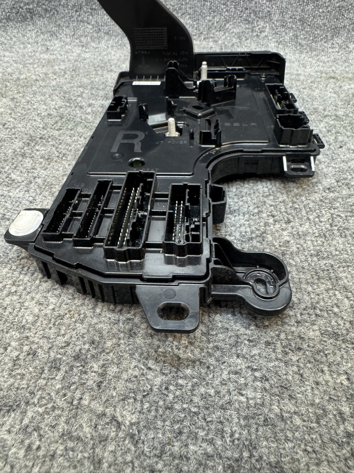 2017-2023 TESLA MODEL 3 RIGHT LOW VOLTAGE CONTROLLER MODULE UNIT OEM, 110034000H