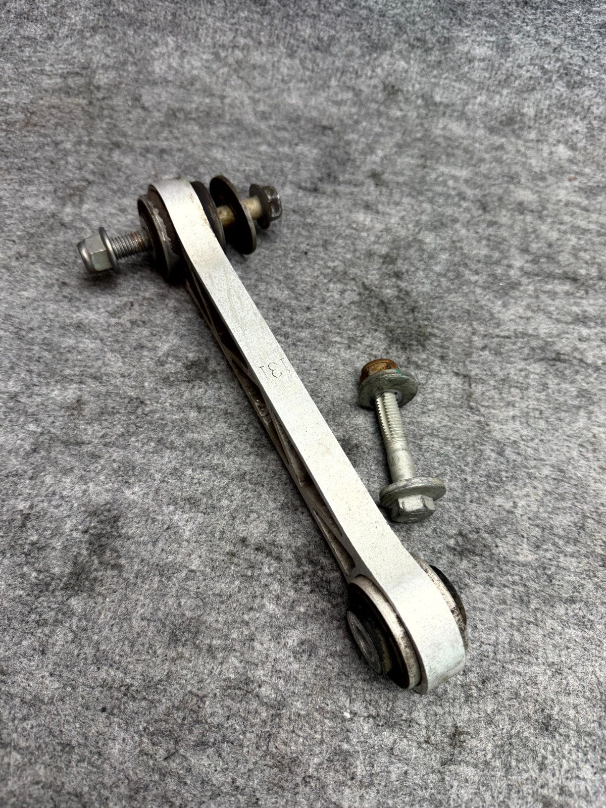♦️12-20 TESLA MODEL S REAR RIGHT SUSPENSION LINK CONTROL ARM OEM, 1043964-00-C