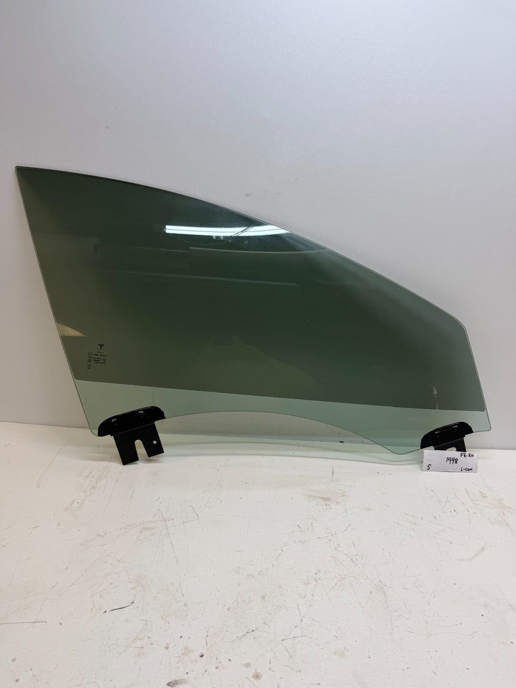 12-20 TESLA MODEL S FRONT RIGHT PASSENGER SIDE DOOR WINDOW GLASS 43R-001074
