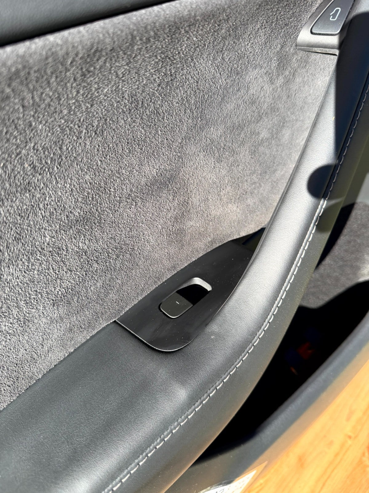2020 - 2024 TESLA MODEL Y REAR LEFT DOOR TRIM COVER PANEL OEM, 1997296-00-D