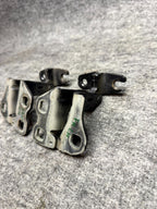 ♦️2017 – 2023 TESLA MODEL 3 FRONT LEFT DRIVER SIDE DOOR HINGE SET OEM, A046571