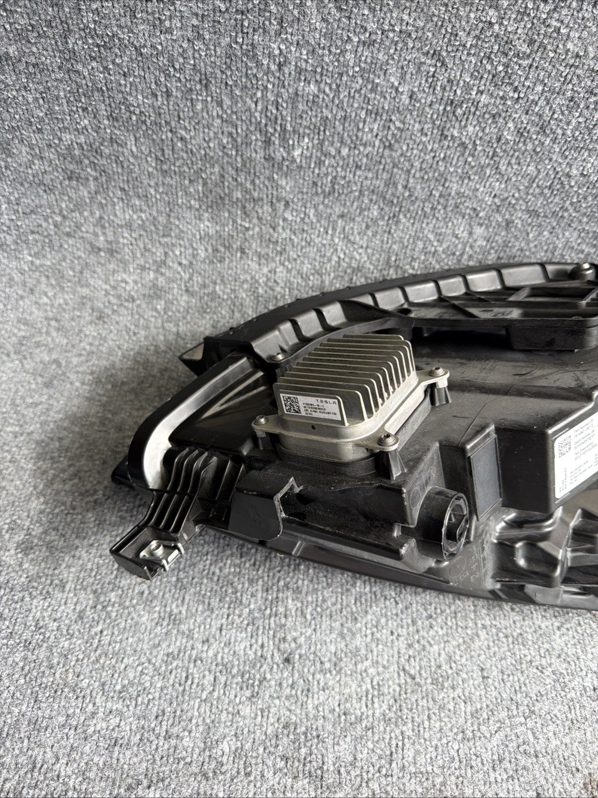 ♦️20-24 TESLA MODEL 3-Y HEADLIGHT LEFT DRIVER LED 1514952-00-C OEM