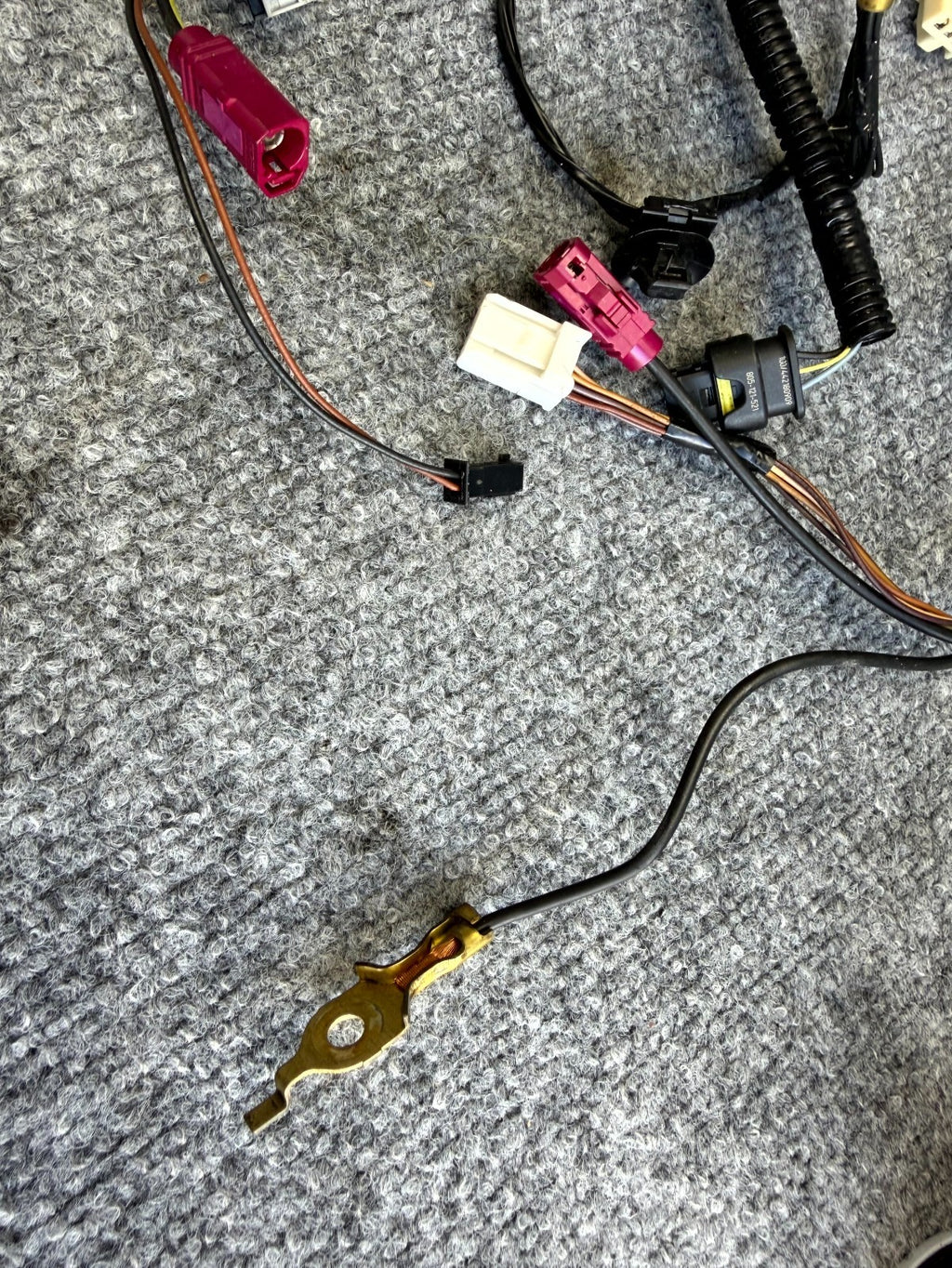 2017 – 2023 TESLA MODEL 3 REAR TRUNK LID WIRE WIRING HARNESS OEM, 1068789-00-F