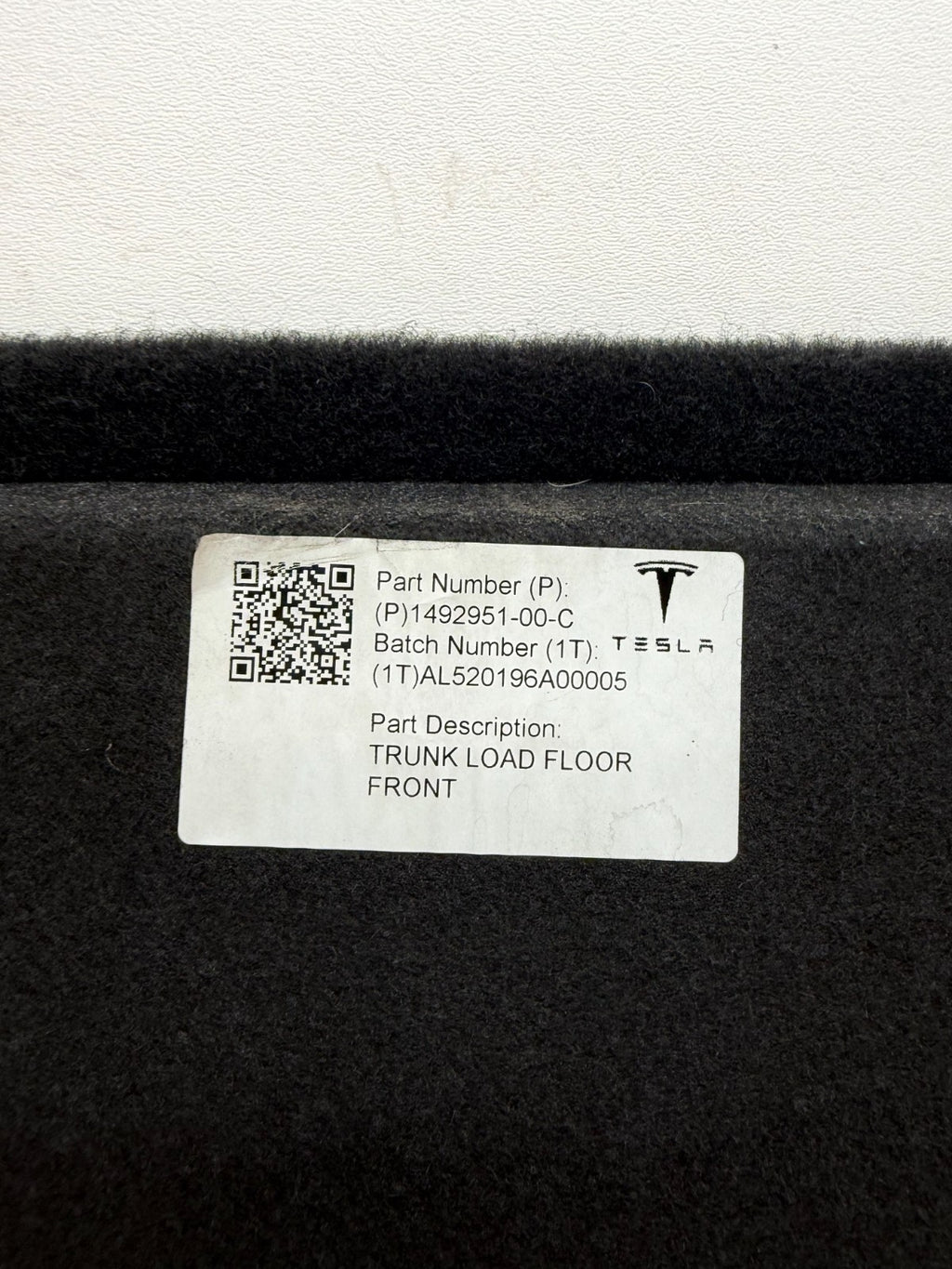 2020-2024 Tesla Model Y Front Trunk Load Floor Carpet Trim 1492951-00-C