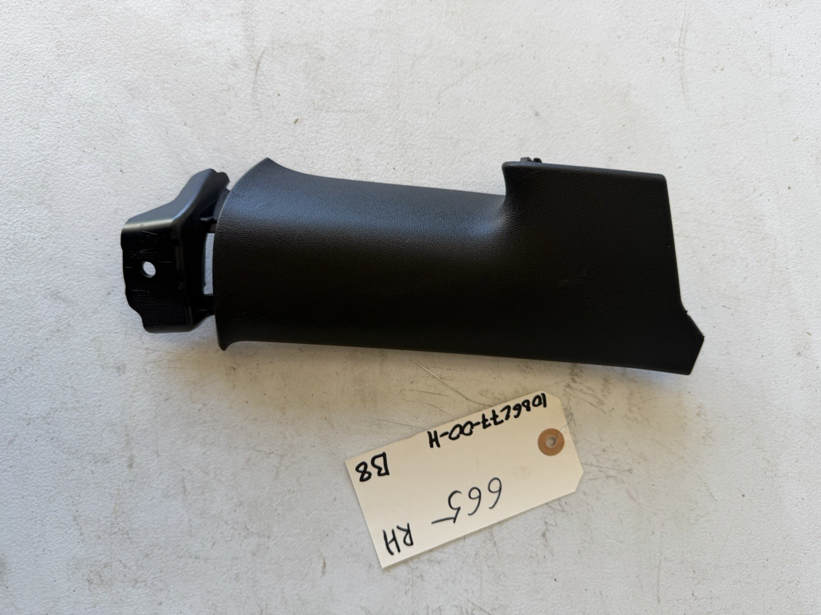 ♦️17–23 TESLA MODEL 3 REAR RIGHT SIDE C-PILLAR UPPER TRIM COVER OEM, 1086277-00H
