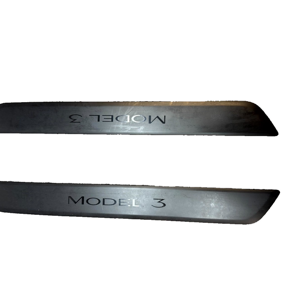 17-23 TESLA MODEL 3 FRONT LEFT/RIGHT DOOR SILL SCUFF PLATE PANEL OEM, 150476300C