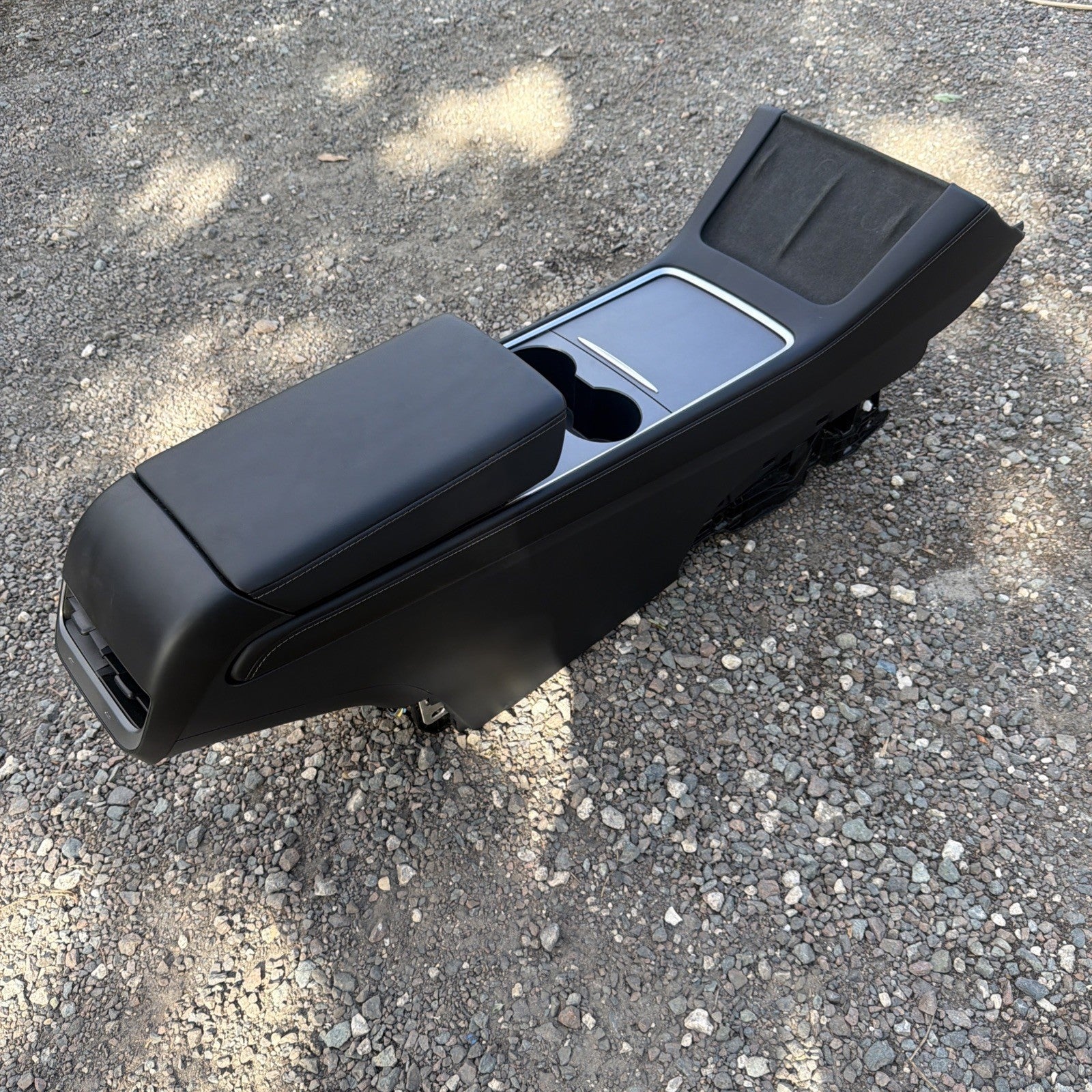 ♦️21-25 TESLA MODEL 3 CENTER CONSOLE ARMREST CUP HOLDER ASSEMBLY OEM