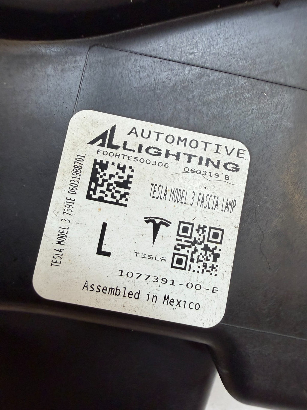 2017-2023 TESLA MODEL 3 Y FRONT LEFT DRIVER FOG LIGHT LED LAMP OEM 1077391-00-E