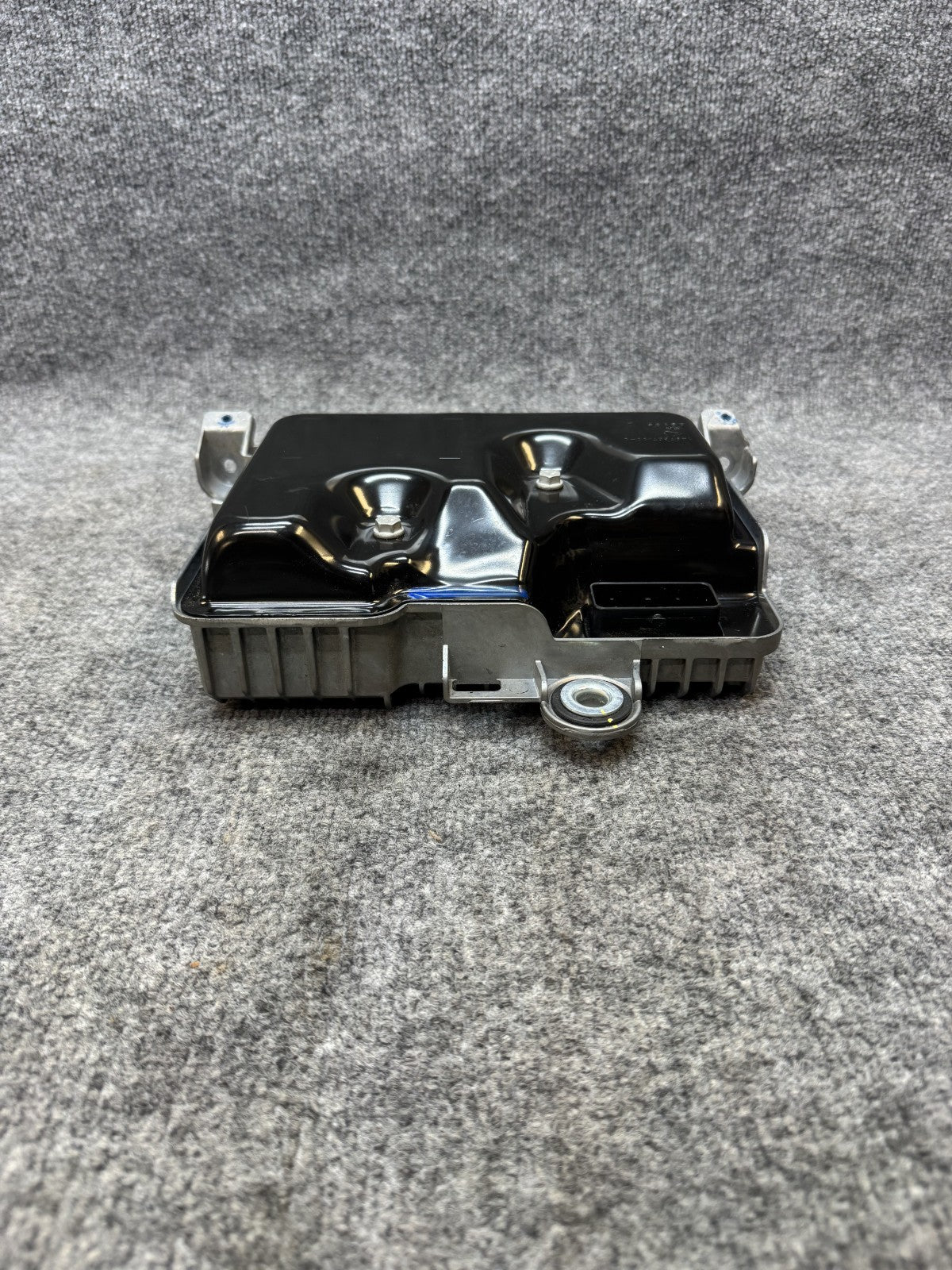 20-24 TESLA MODEL Y FRONT CONTROLLER BODY COMPUTER CONTROL MODULE OEM 149732700C