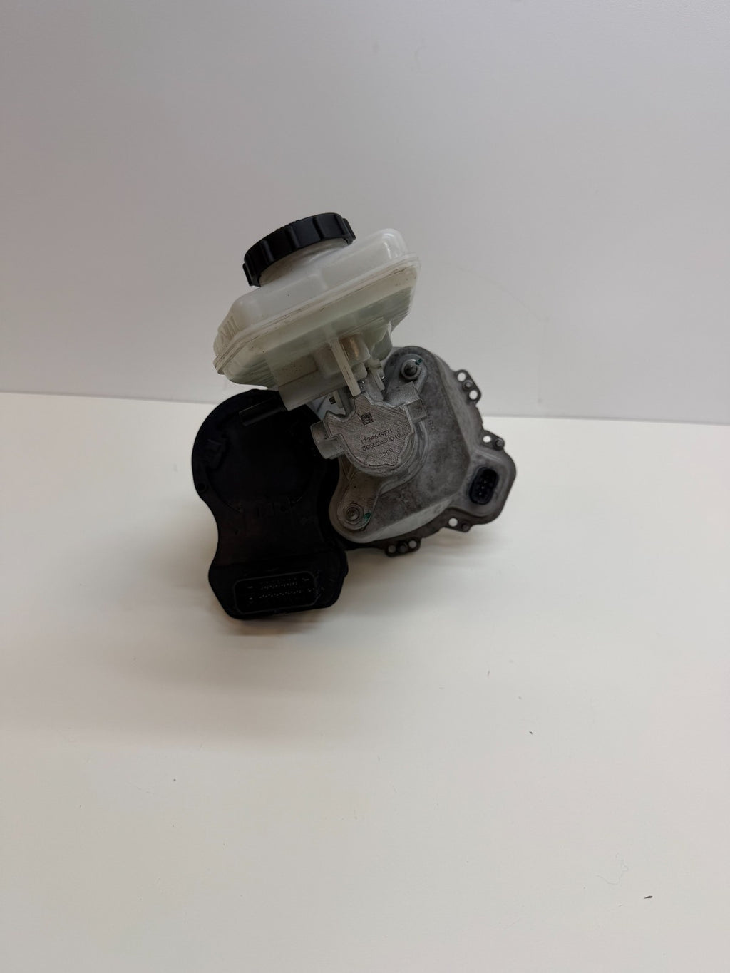2020-24 Tesla Model Y Power iBooster Brake Booster Master Cylinder 1188671-00-A