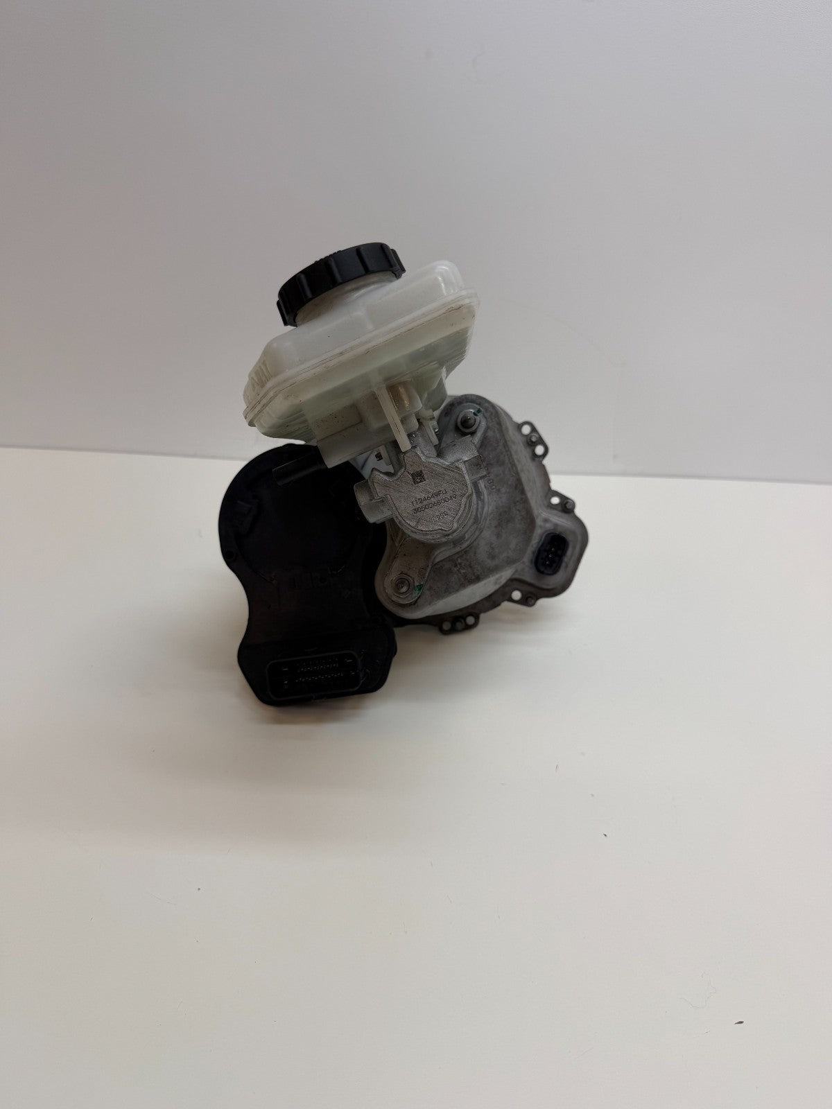 2020-24 Tesla Model Y Power iBooster Brake Booster Master Cylinder 1188671-00-A
