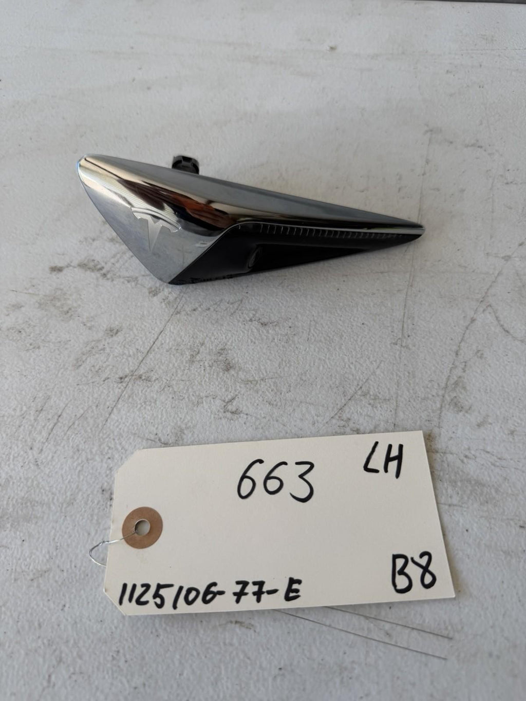 ♦️17–23 TESLA MODEL 3 FRONT LEFT SIDE TURN SIGNAL FENDER CAMERA OEM, 1125106-77C