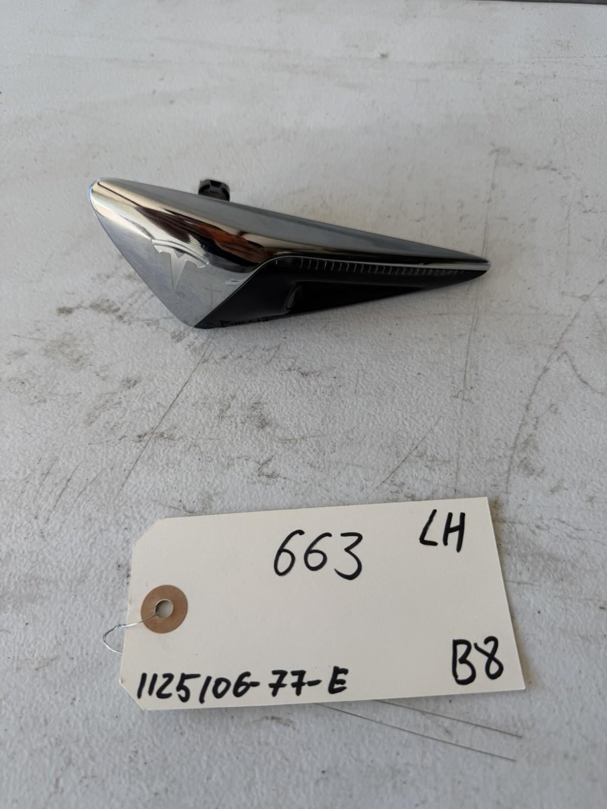♦️17–23 TESLA MODEL 3 FRONT LEFT SIDE TURN SIGNAL FENDER CAMERA OEM, 1125106-77C