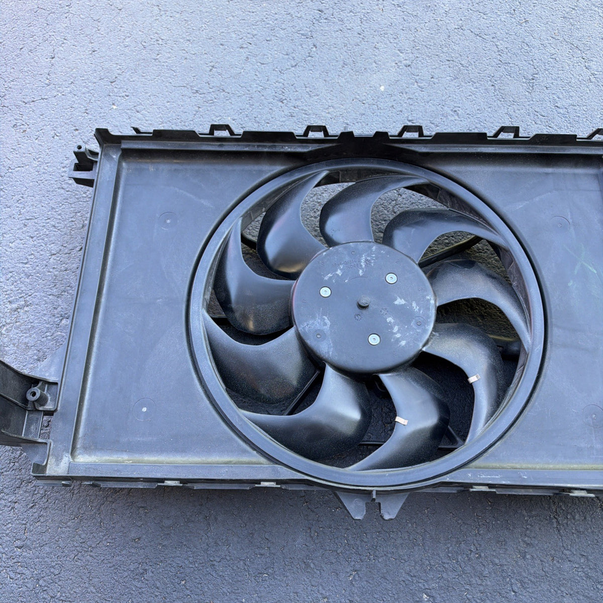 TESLA MODEL Y 3 RADIATOR FAN 2020 2021 2022 2023 2024 1494179-00-B ORIGINAL OEM