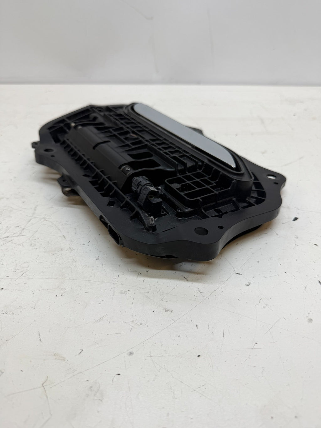 2016-2020 Tesla Model S Front Right Passenger Side Exterior Door Handle
