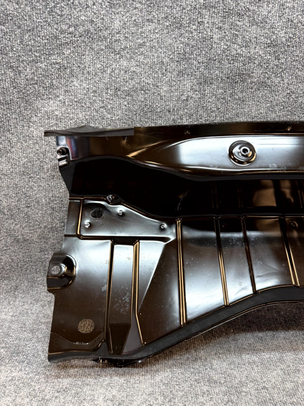 2020 - 2024 TESLA MODEL Y REAR TRUNK BODY PANEL COVER BLACK OEM, 1487744-00-C