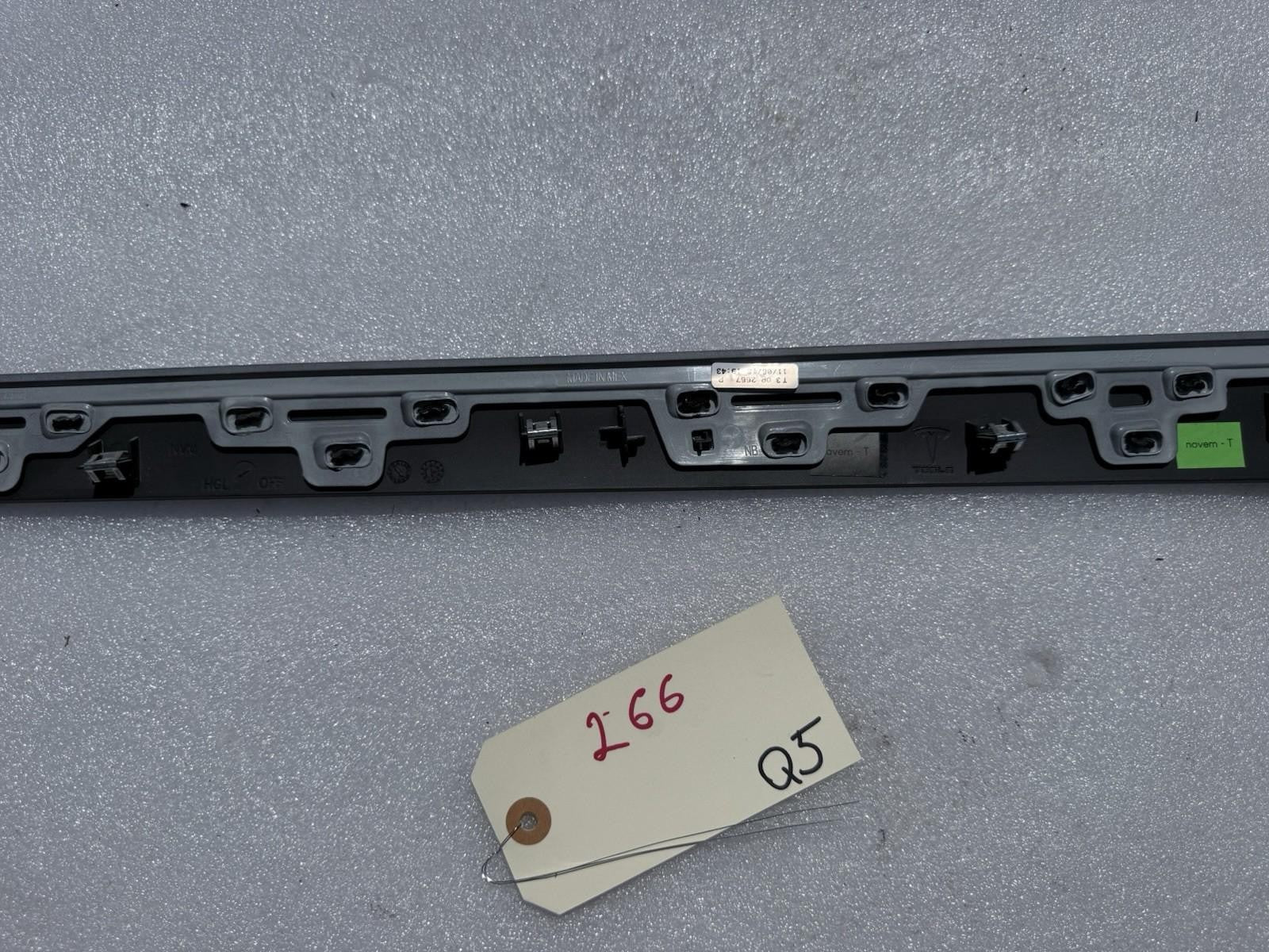 ♦️2016 - 2020 TESLA MODEL X REAR RIGHT TRIM MOLDING ASH WOOD OEM, 1036081-19-B