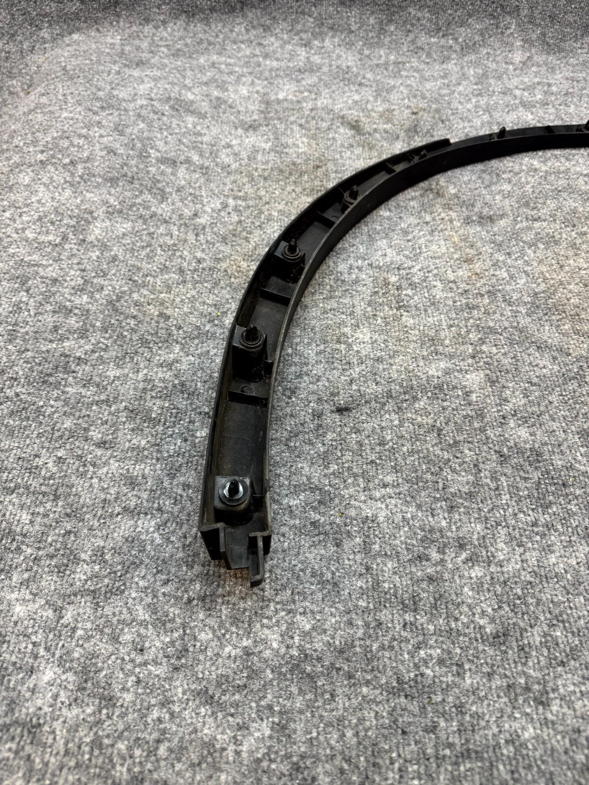 2020 - 2024 TESLA MODEL Y REAR RIGHT SIDE WHEEL FLARE MOLDING OEM, 1494164-00-C