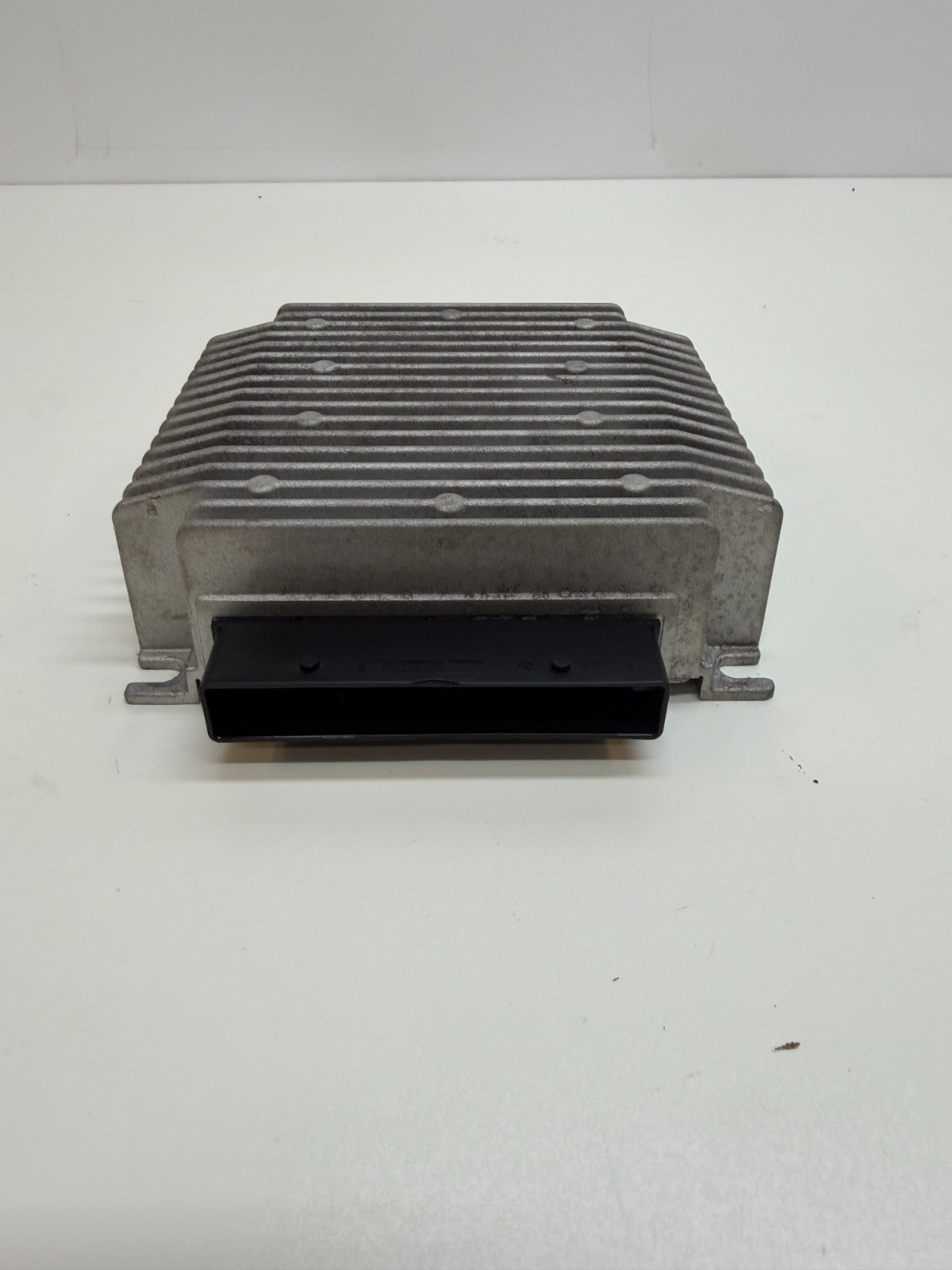 2012-2020 Tesla Model S External Amp Audio Sound System Amplifier 1004833-10-A