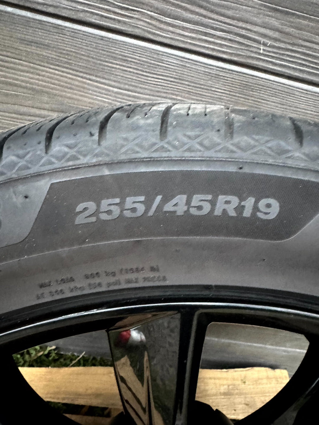 2017 - 2023 TESLA MODEL 3 Y FULL WHEEL WITH RIM SET W/ EMBLEM