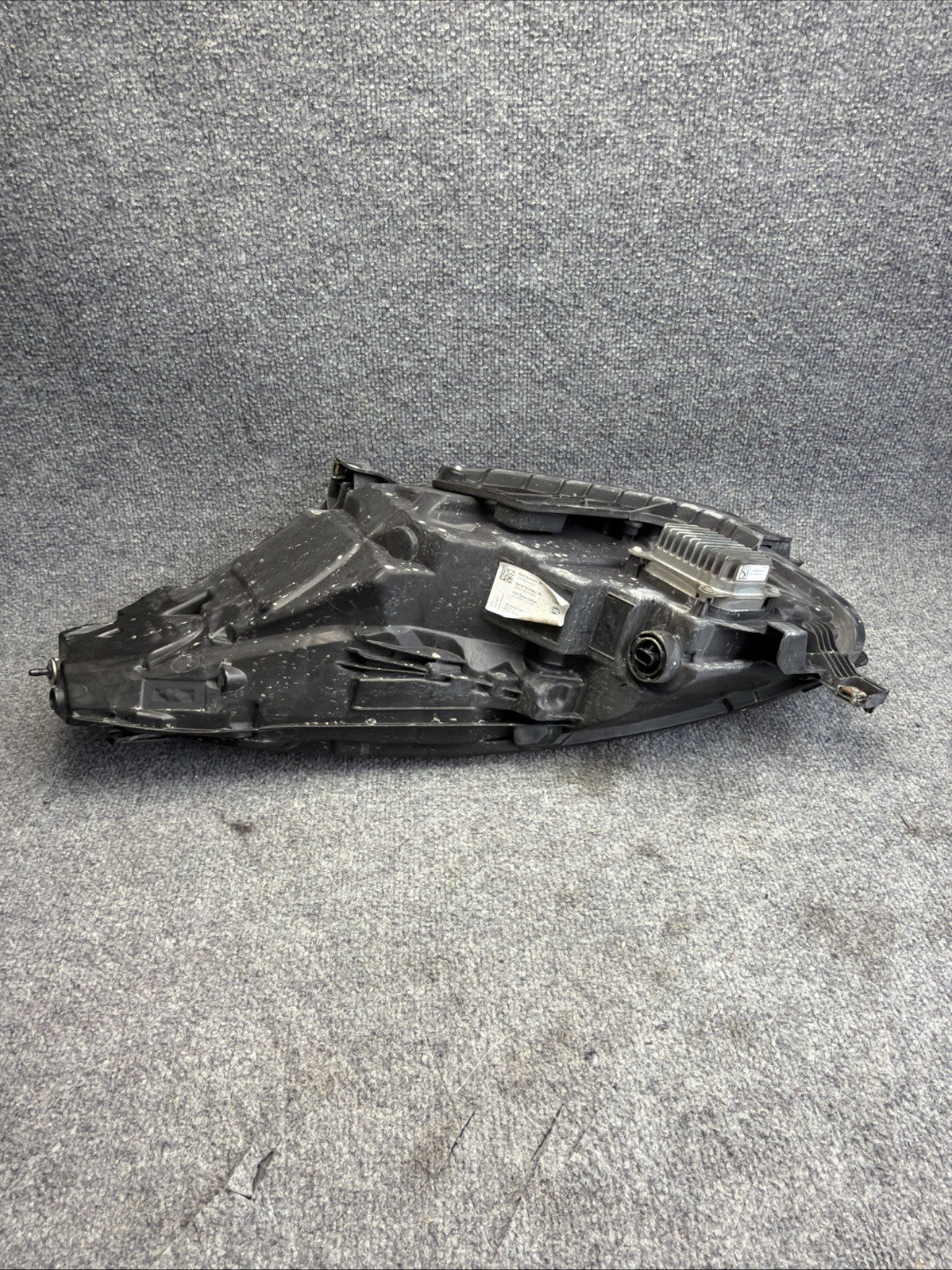 2021 - 2023 TESLA MODEL 3- FRONT RIGHT HEADLIGHT LED LIGHT LAMP OEM 1514953-00-D