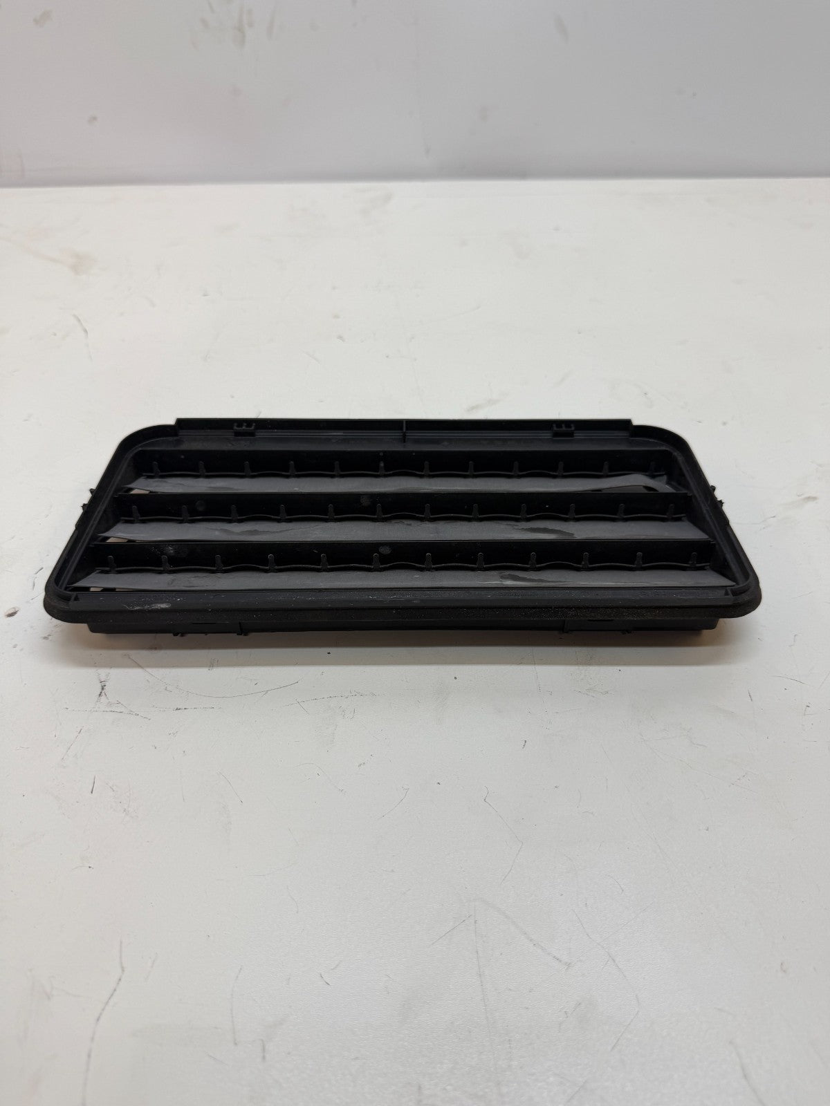 2017-2024 Tesla Model 3/Y Air Extractor Cabin Vent Grille 1098751-00-C
