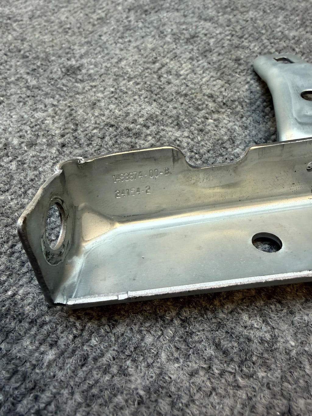 2020 - 2024 TESLA MODEL Y LEFT SIDE INSTRUMENT PANEL RISER OEM, 1493875-00-C