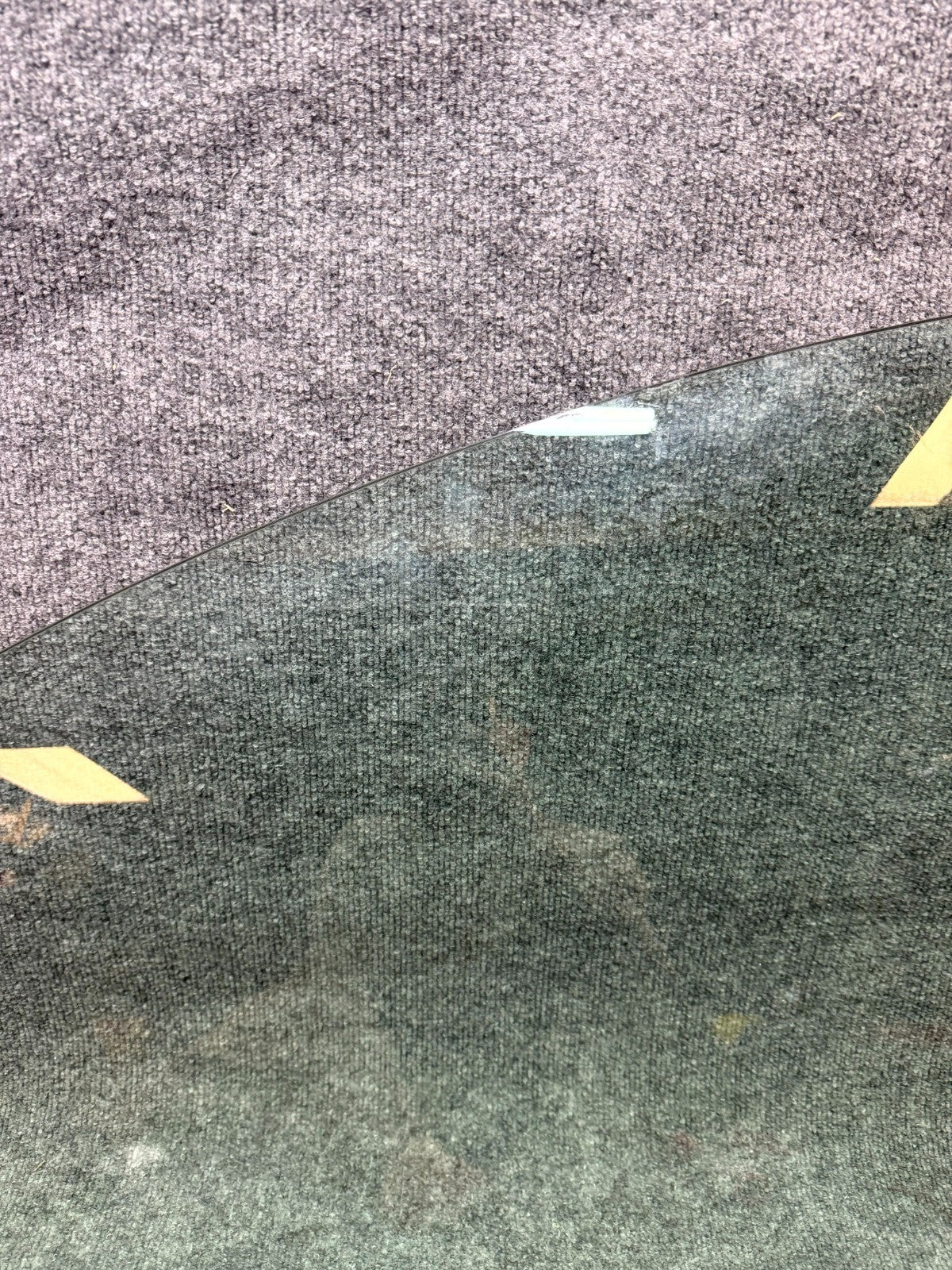 2020 - 2024 TESLA MODEL Y FRONT LEFT SIDE DOOR WINDOW GLASS OEM, 43R-014955