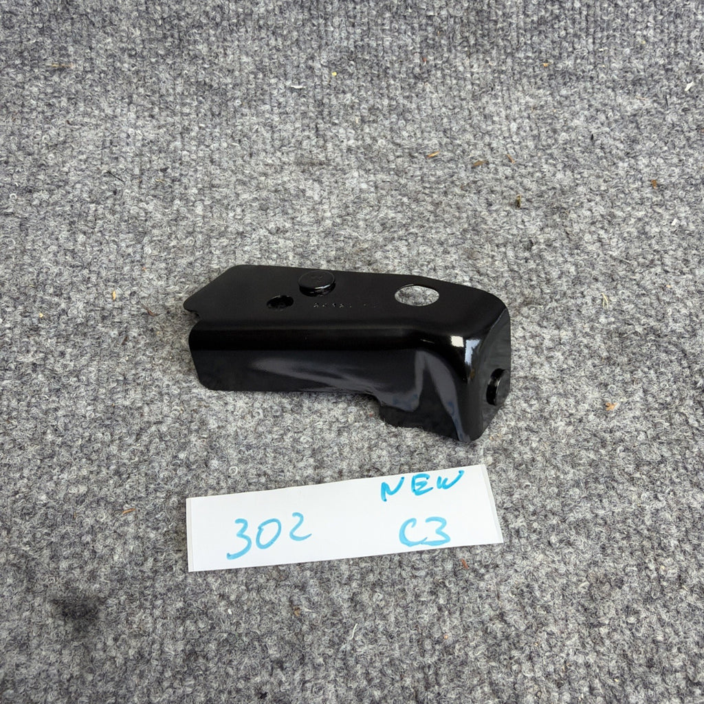 ✅NEW! Tesla Model Y Front Right Fender Bracket 1487440-00-A